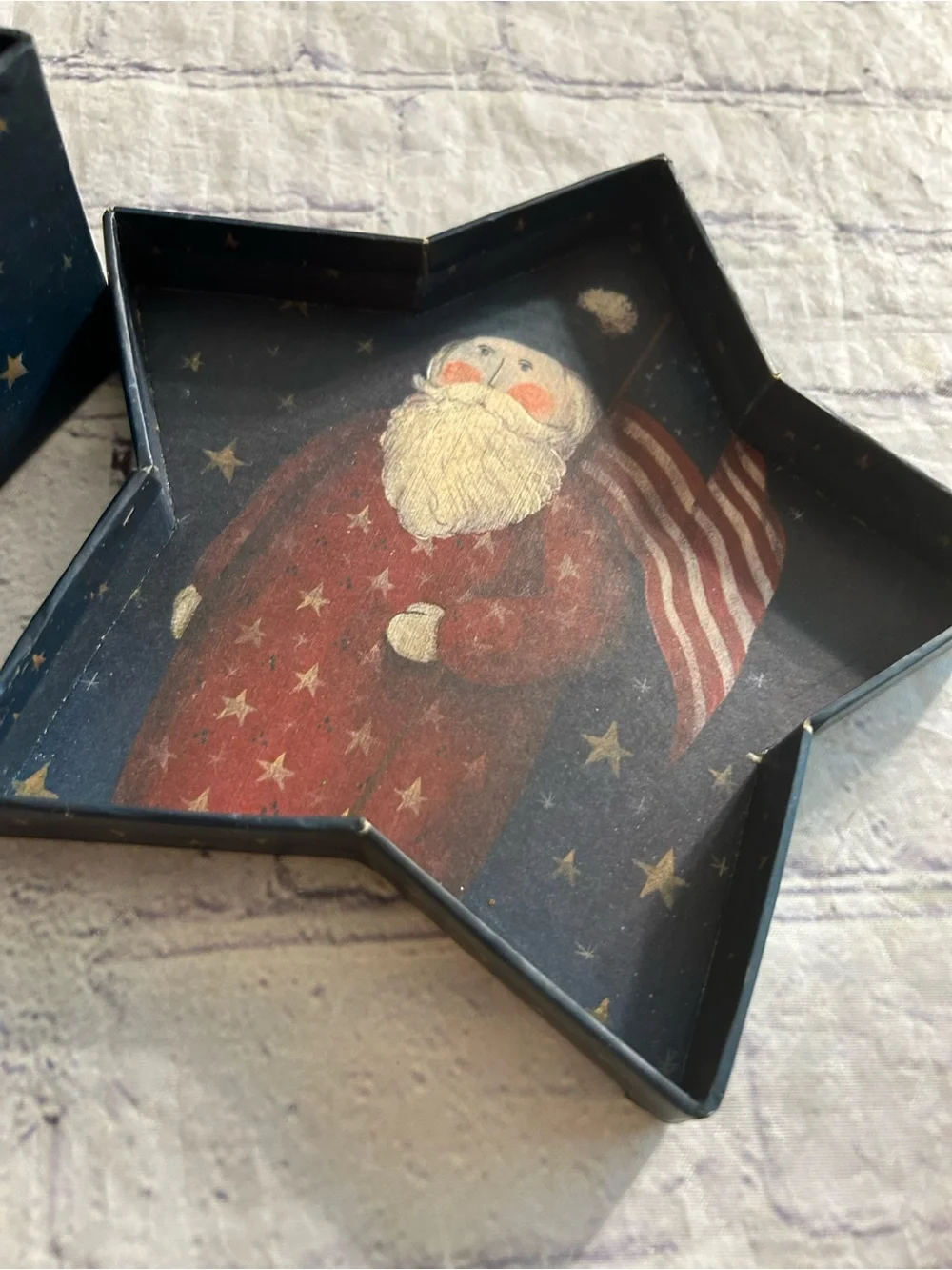 THE LINDY BOWMAN COMPANY STAR SHAPED CARDBOARD DECORATIVE FOLK ART STORAGE BOX